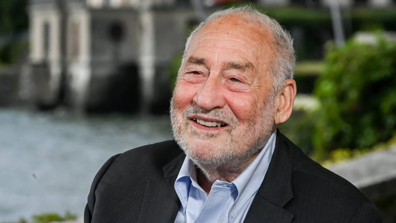 Wirtschaftsnobelpreisträger Stiglitz warnt vor einer zweiten Trump-Amtszeit.