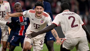 Der FC Bayern gewinnt sein Champions-League-Heimspiel gegen Paris Saint-Germain mit 1:0. Min-jae Kim wird dabei zum Matchwinner – und zwar nicht nur wegen seines Siegtreffers. Ein anderer Bayern-Star enttäuscht komplett. Die Einzelkritik: