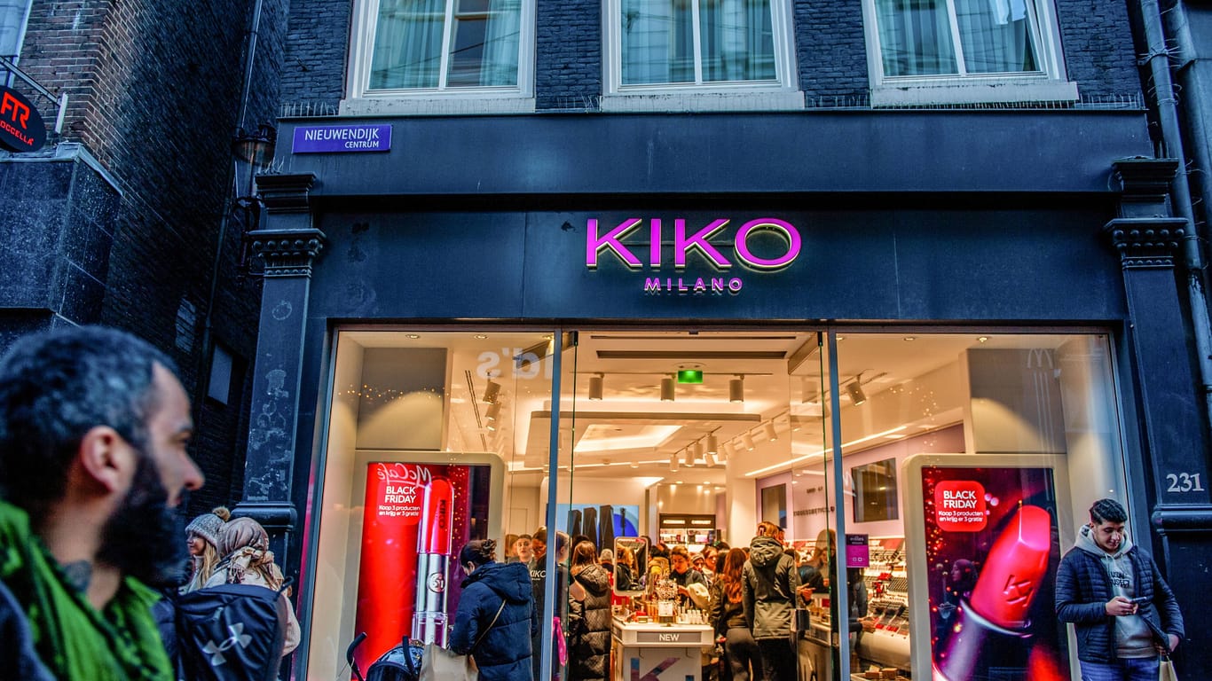 Filiale von Kiko Milano in Amsterdam: Ab Freitag soll es auch ein Geschäft in Düsseldorf geben.