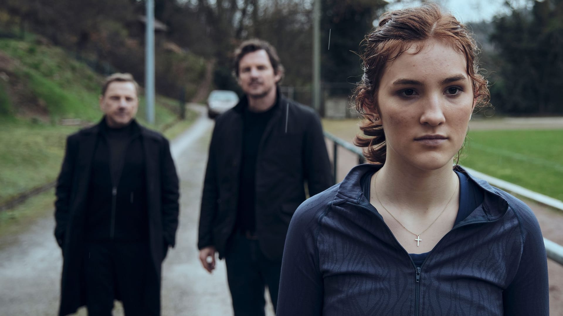 "Tatort: Lass sie gehen": Emma Riedle (Irene Böhm) will nicht mit Thorsten Lannert (Richy Müller) und Sebastian Bootz (Felix Klare) reden.