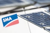 SMA Solar kündigt Abbau von bis zu 1.100 Stellen an