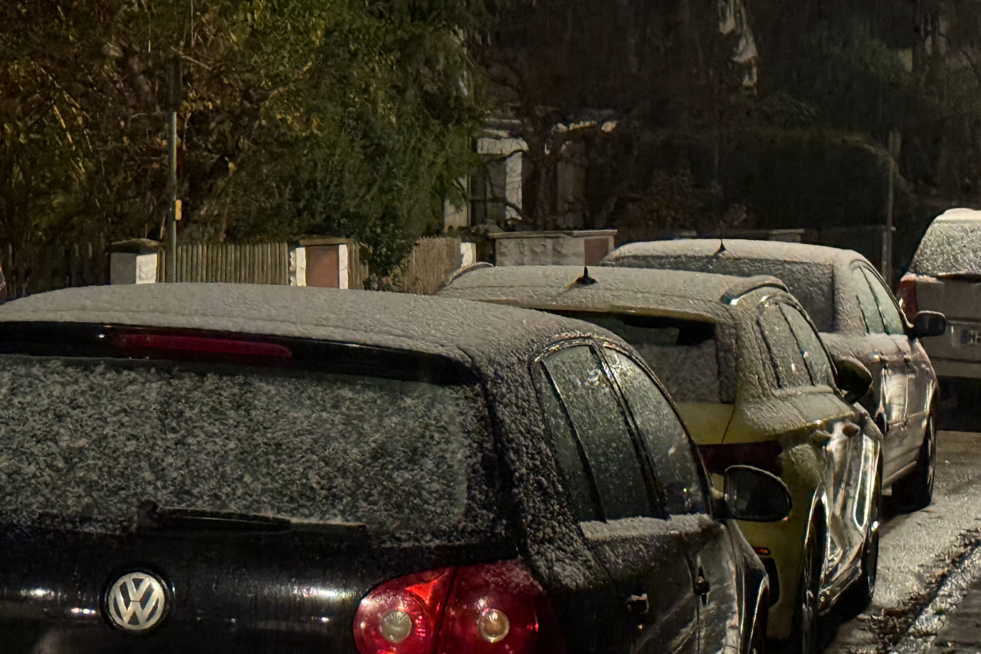 Schnee in München-Trudering am Mittwochabend.