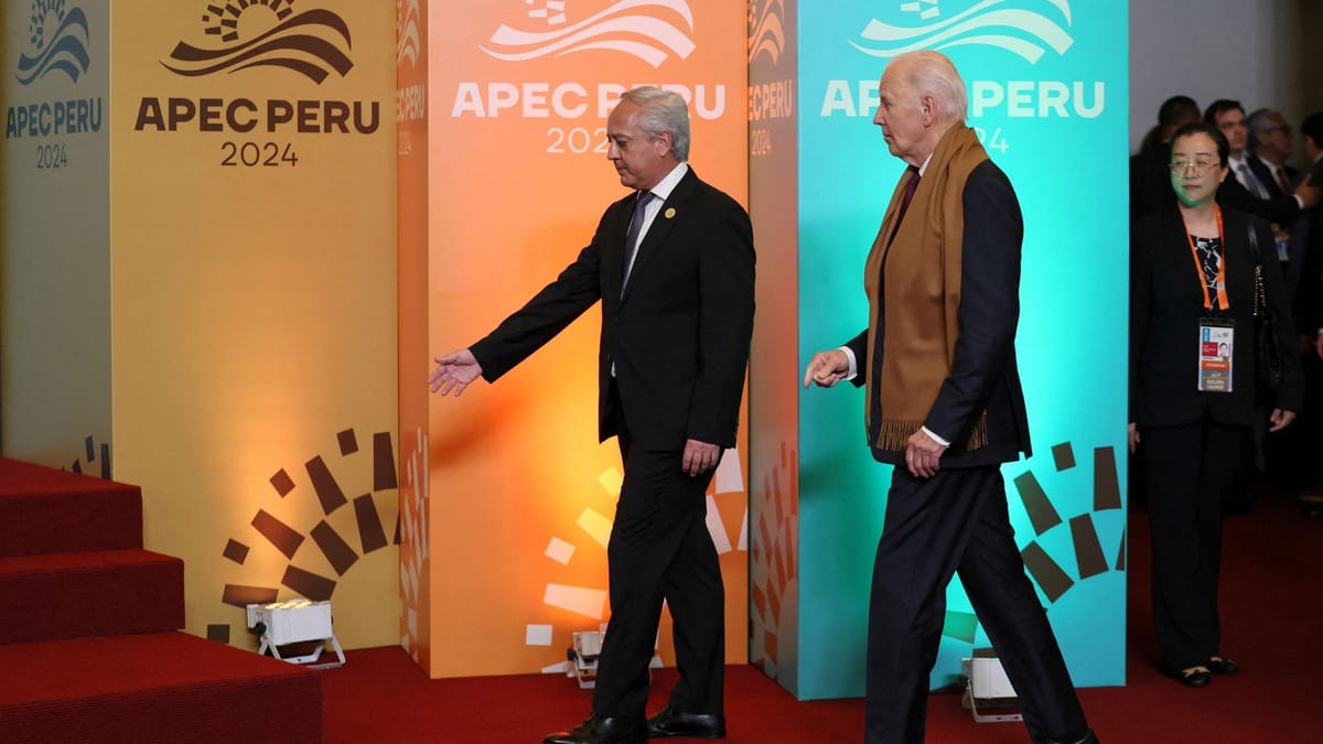 joe-biden-l-sst-teilnehmer-beim-apec-gipfel-warten