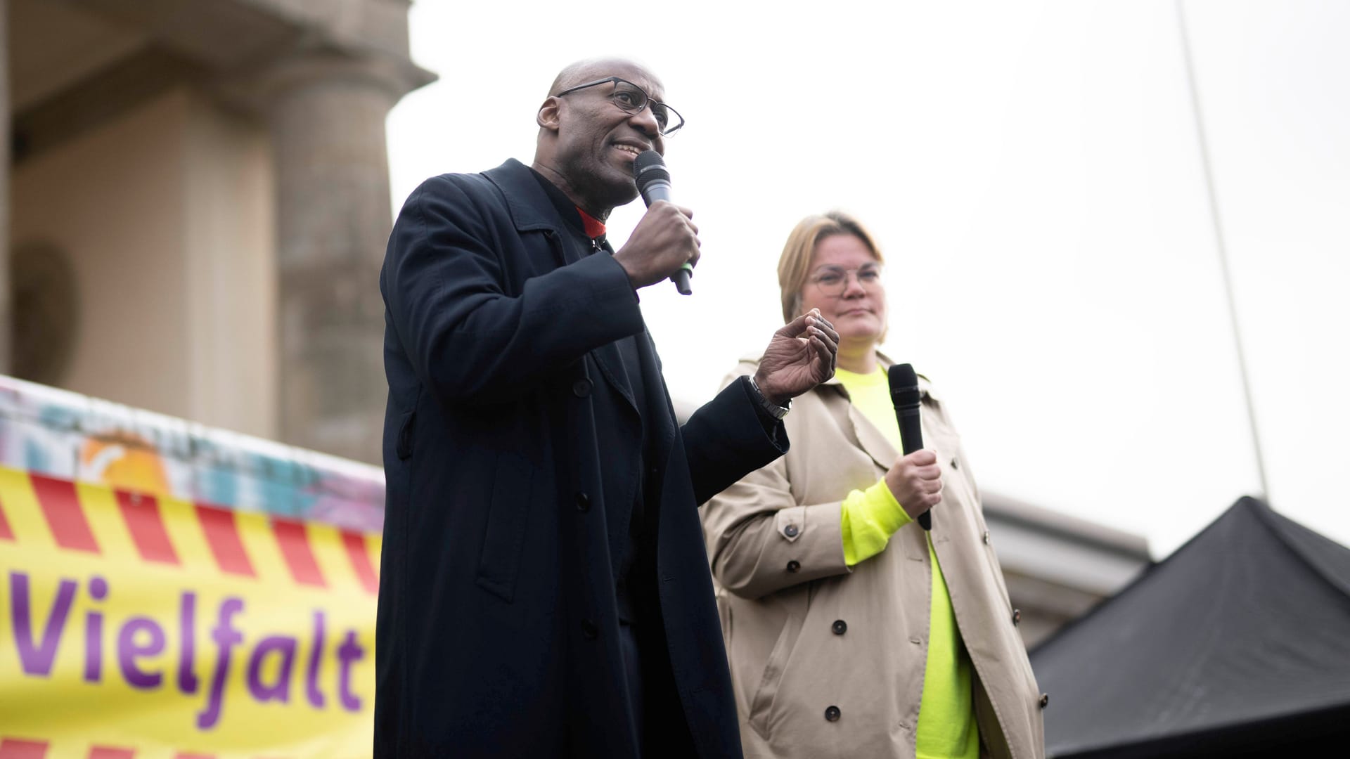 Berlins Kultursenator Joe Chialo will sich für die Kulturszene einsetzen.