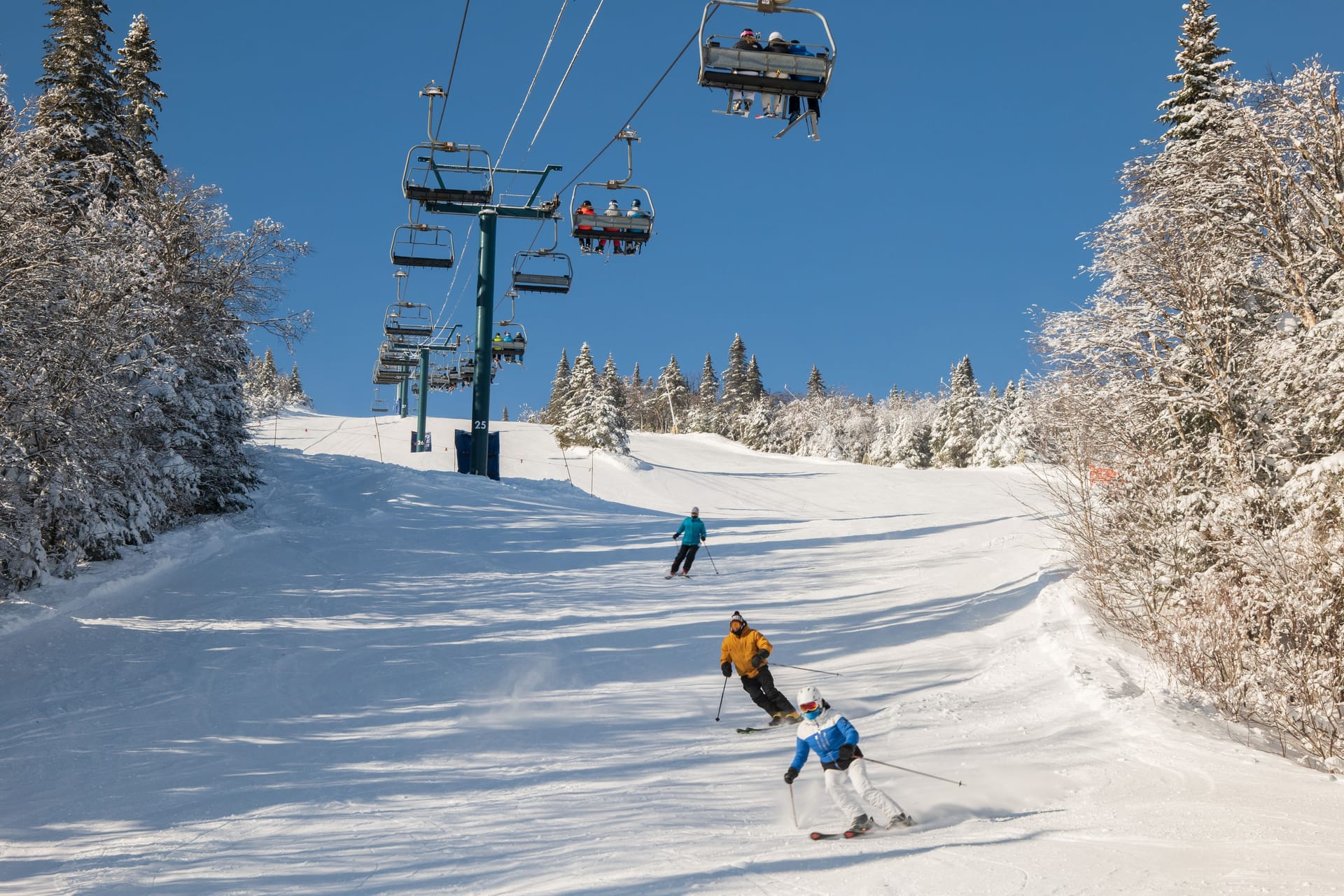 Skifahren zählt nicht zu den preisgünstigen Winteraktivitäten: Die Preise sind weiter gestiegen.