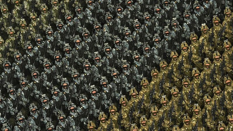 Nordkoreanische Soldaten marschieren während einer Militärparade auf dem Kim-Il-Sung-Platz in Pjöngjang.