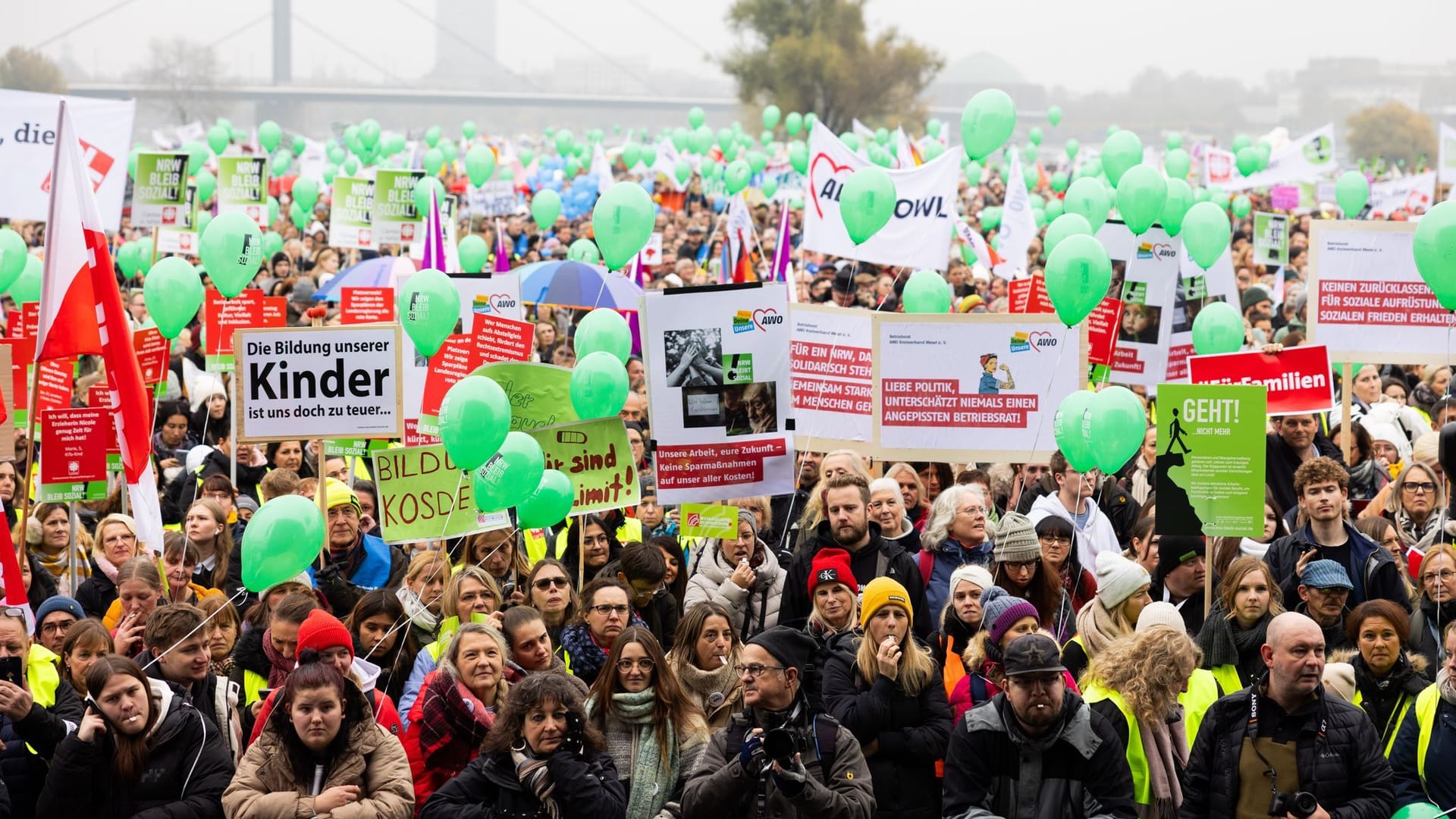 Wohlfahrtverbände protestieren gegen geplante Kürzungen