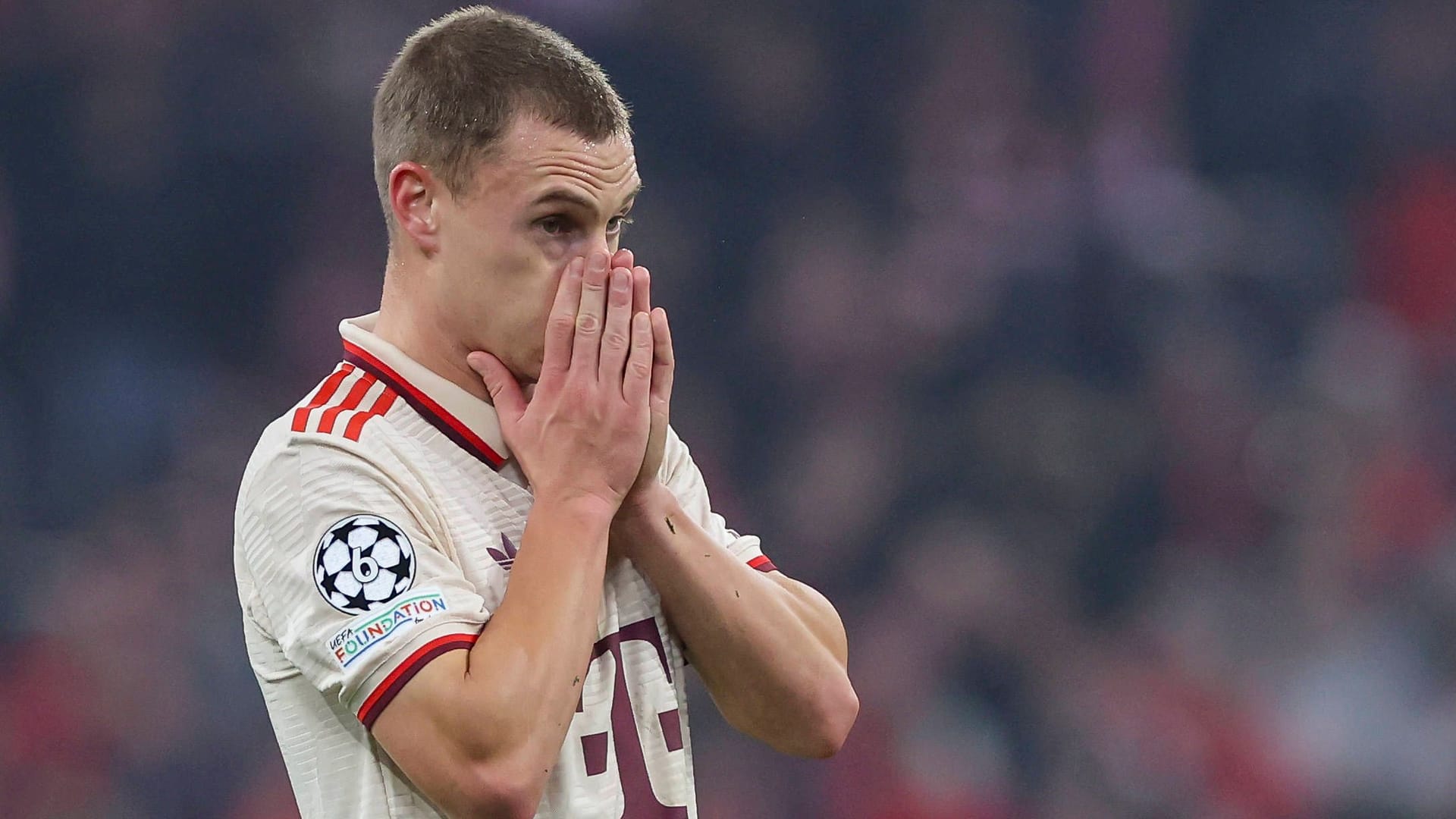 Bemerkte die bedrückte Stimmung im Stadion: Bayerns Joshua Kimmich.