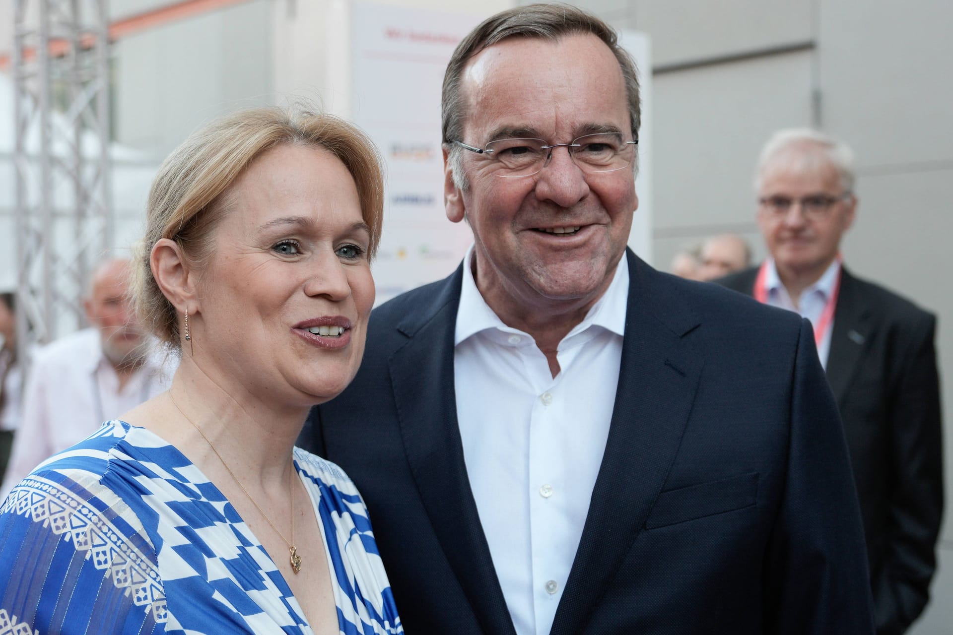 Juni 2024: Boris Pistorius mit seiner Frau Julia Schwanholz