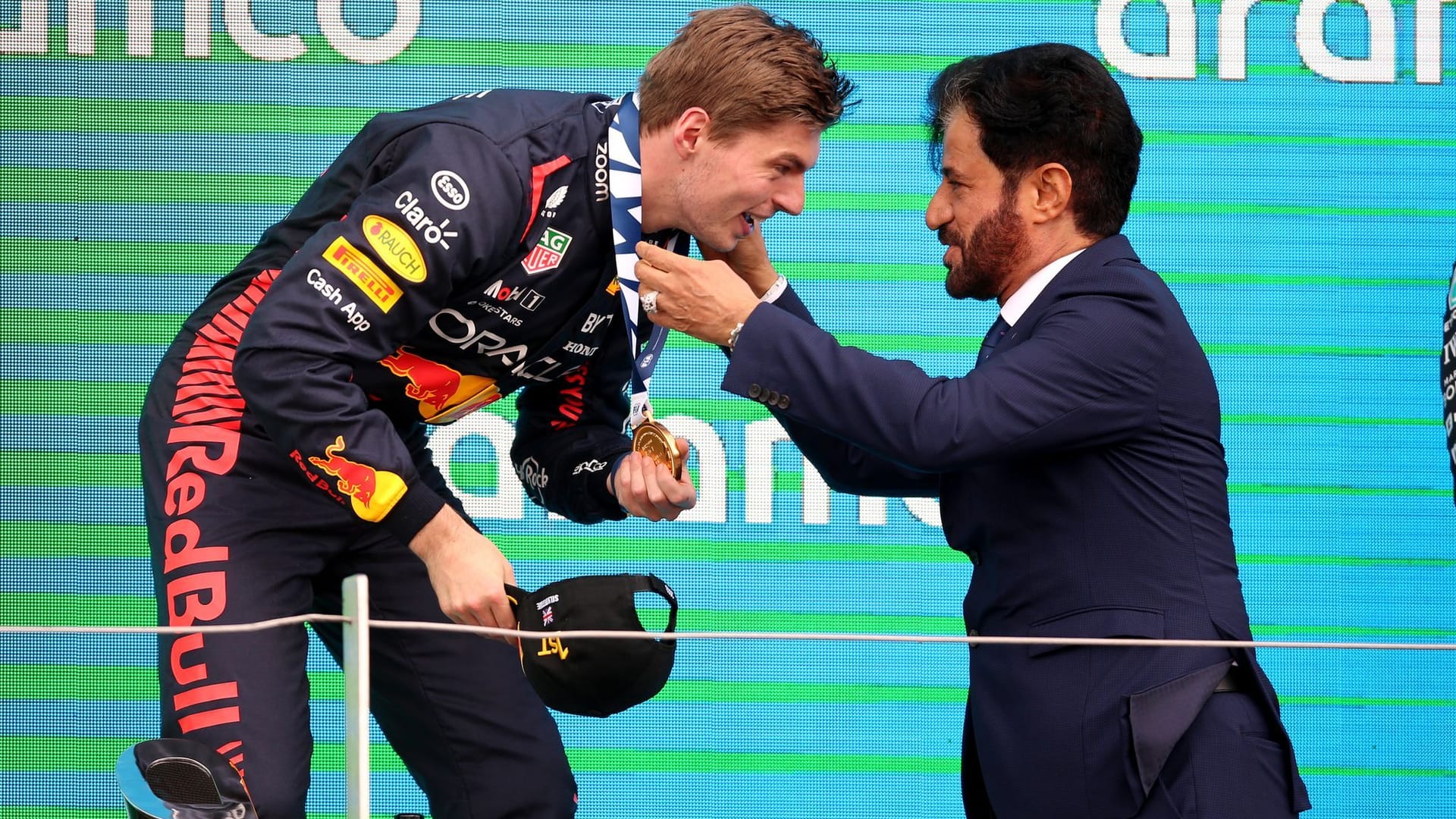 Max Verstappen und Fia-Chef Mohammed Ben Sulayem