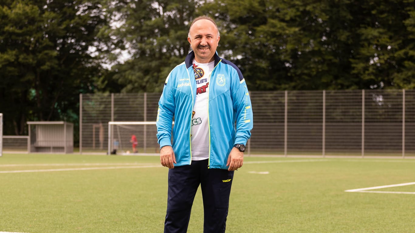 Haksun Gülcicek im Fußballdress (Archivbild): Der 49-Jährige coachte schon diverse Mannschaften in der Stadt.