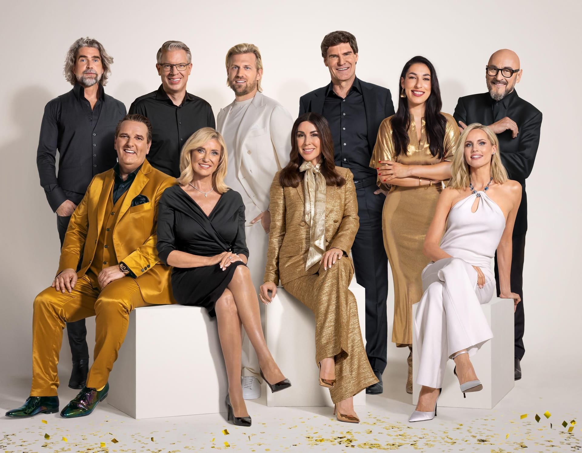 V.l.: Nils Glagau, Ralf Dümmel, Frank Thelen, Dagmar Wöhrl, Tillman Schulz, Judith Williams, Carsten Maschmeyer, Tijen Onaran, Janna Ensthaler, Jochen Schweizer.