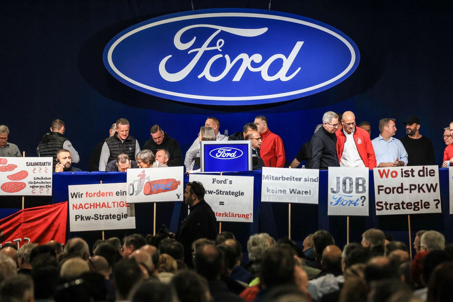 AUTOS-FORD/EUROPE LAYOFFS GERMANY