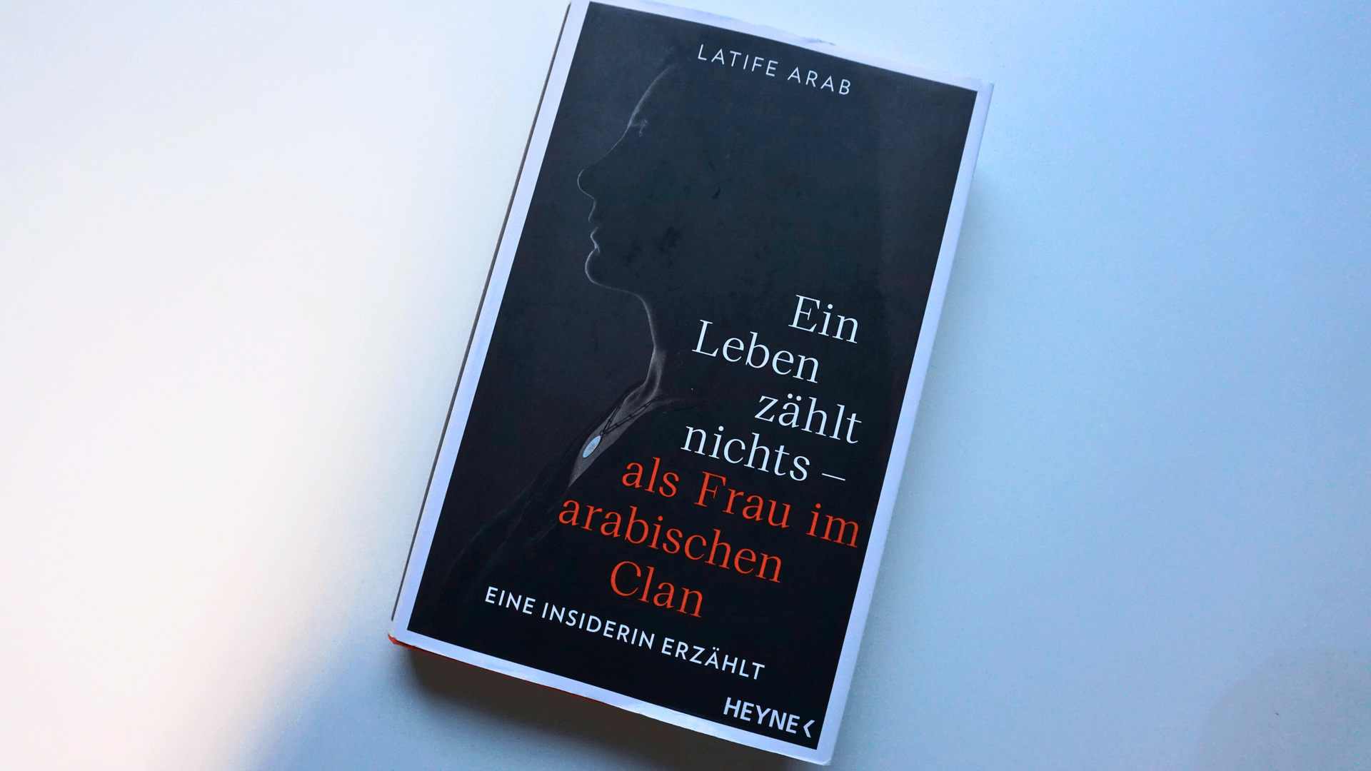 Das Cover des Buches von Latife Arab: Die 44-Jährige bereut heute, das Buch geschrieben zu haben.