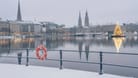 Schnee an der Binnenalster (Symbolfoto).