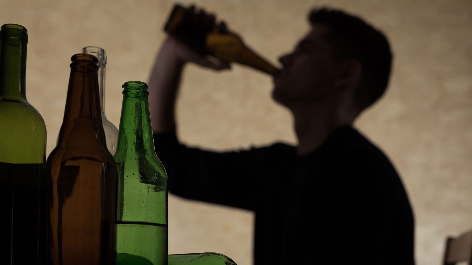 Alkoholkonsum ist weit verbreitet. Wie gelingt der Ausstieg?