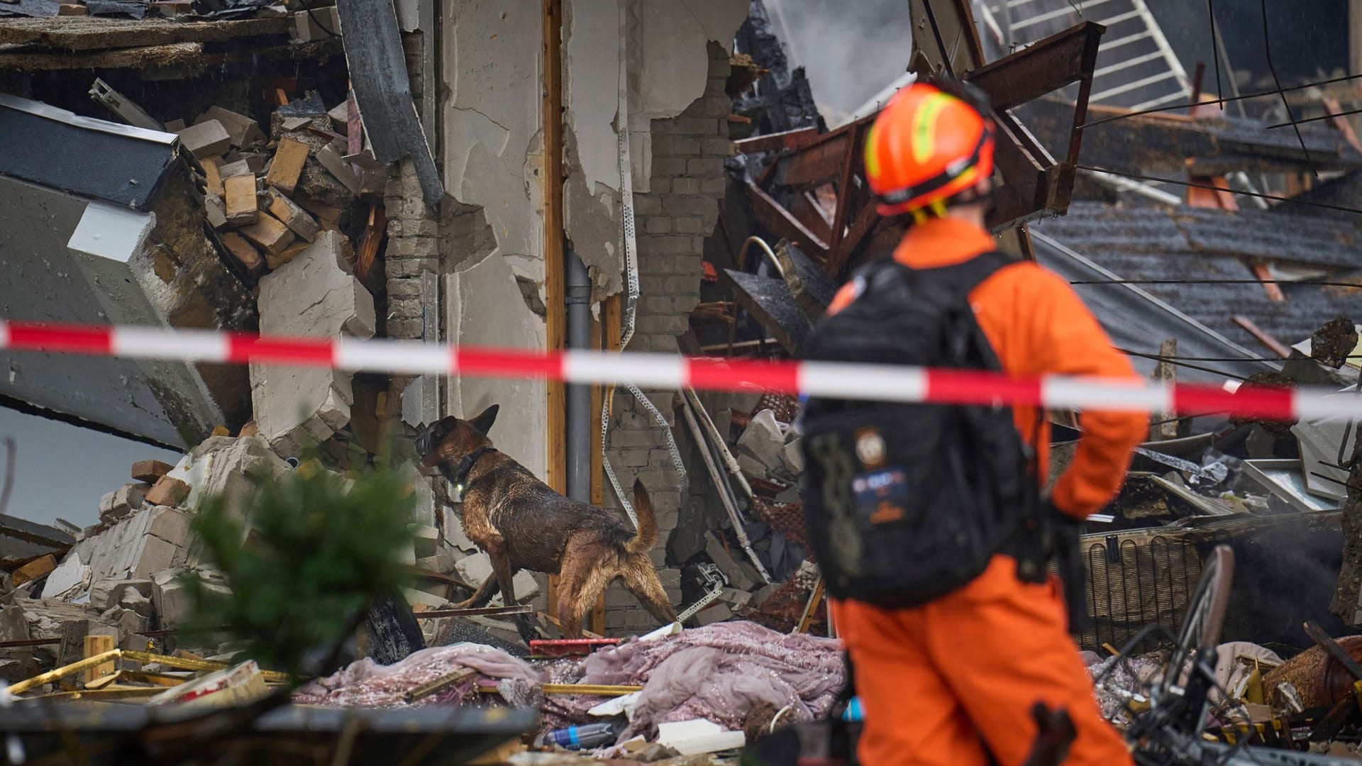 Explosion von Wohngebäude in Den Haag