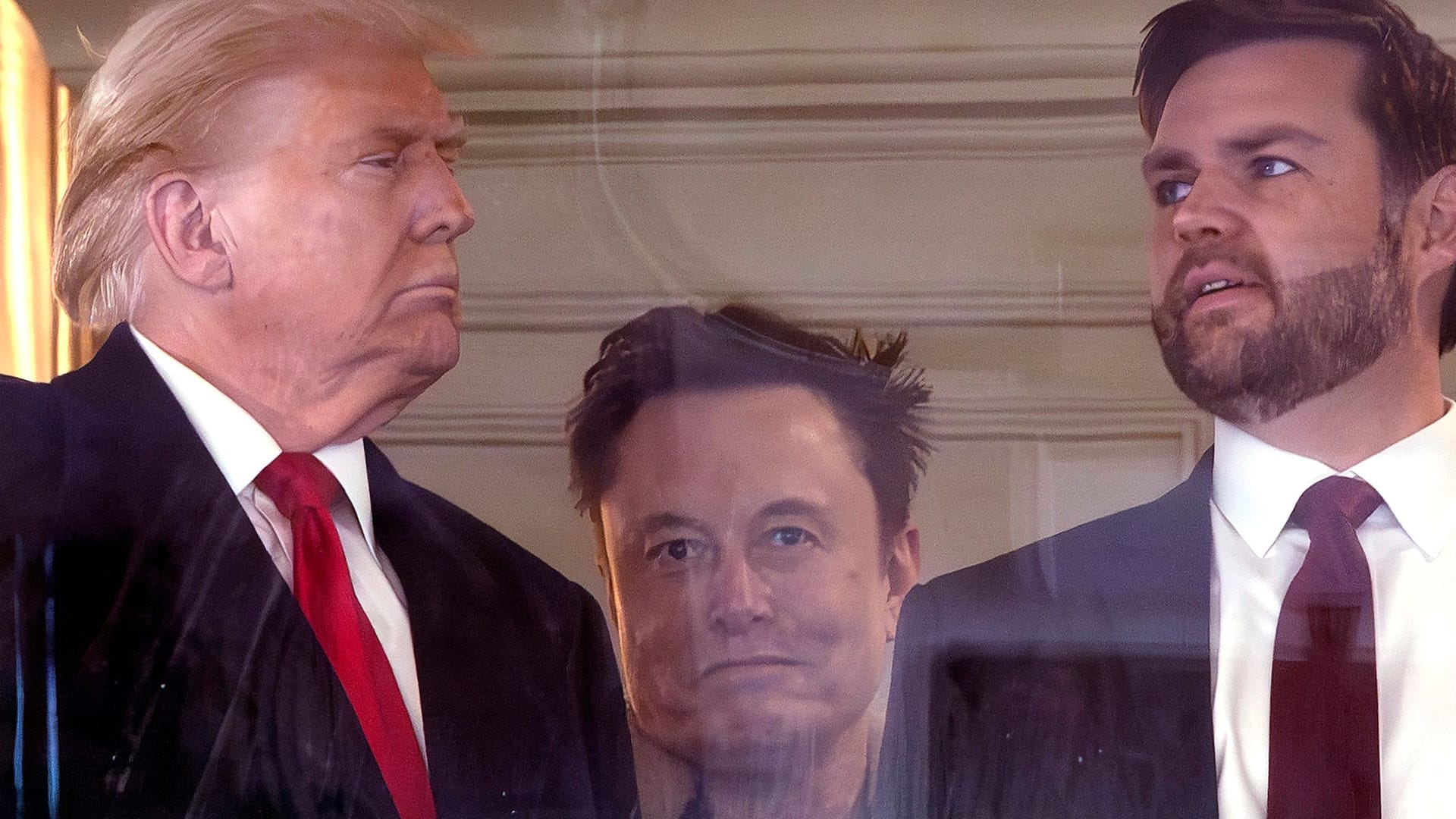 Donald Trump, Elon Musk und J.D. Vance: Gibt es schon erste Risse im Verhältnis zwischen Musk und Trump?