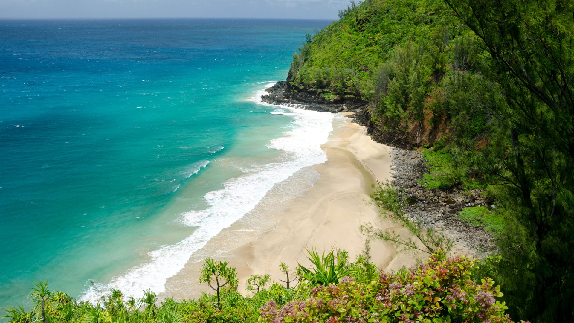 Bucht auf Kauai (Archivbild): Insgesamt 13 Quadratkilometer Fläche besitzt Meta-Chef Zuckerberg hier.