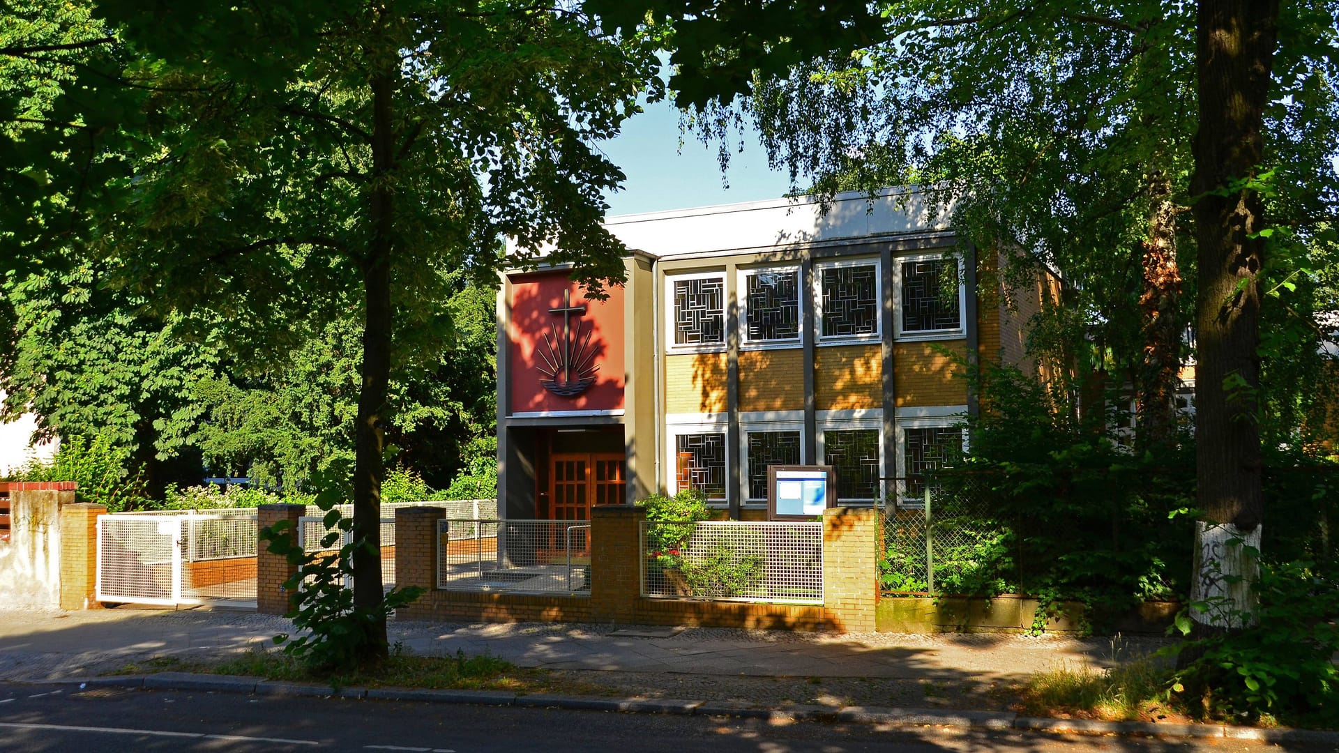 Neuapostolische Kirche in Berlin-Charlottenburg: Hier ist eine Eventstätte entstanden.