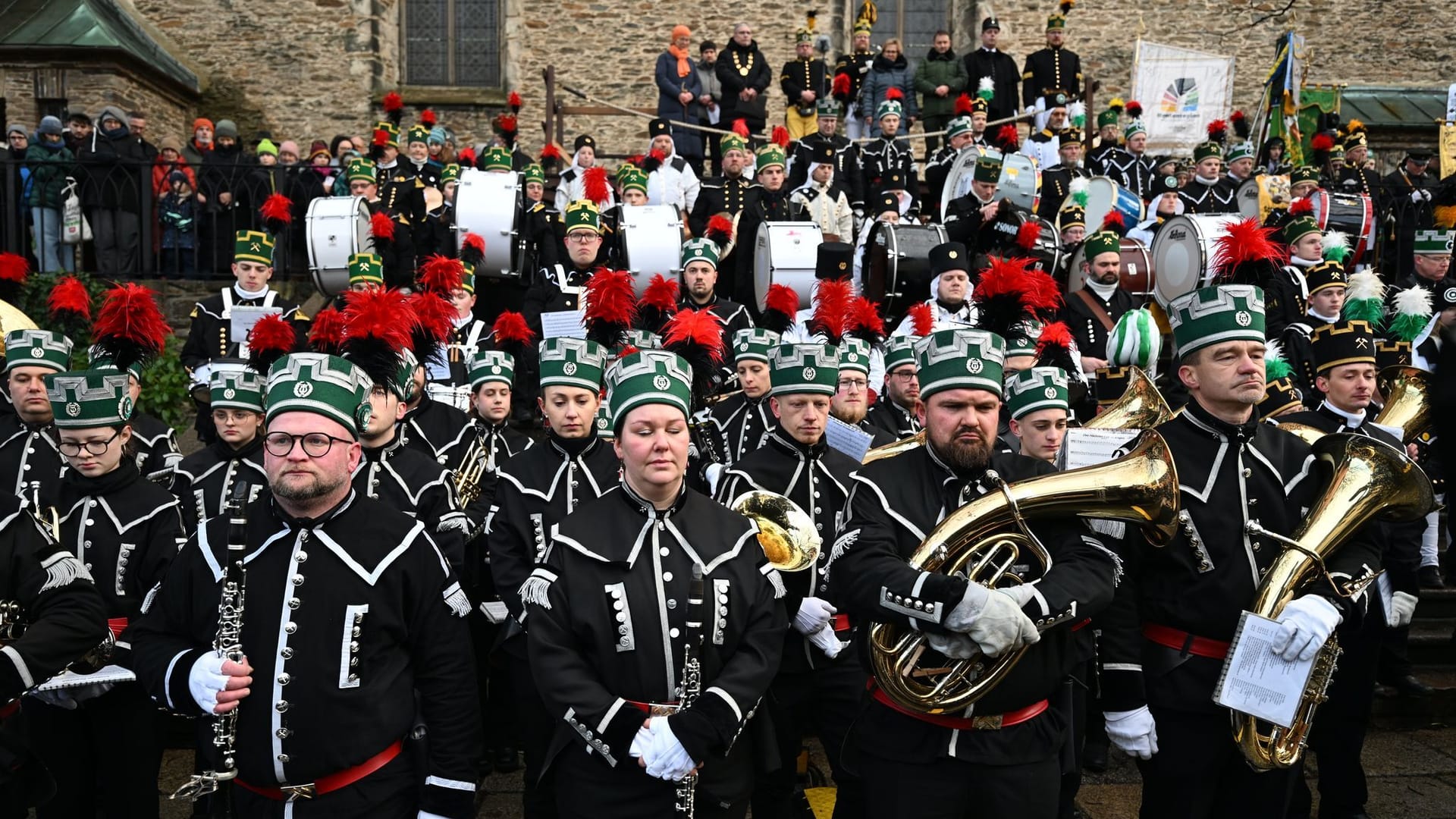 Advent im Erzgebirge - Große Abschlussbergparade