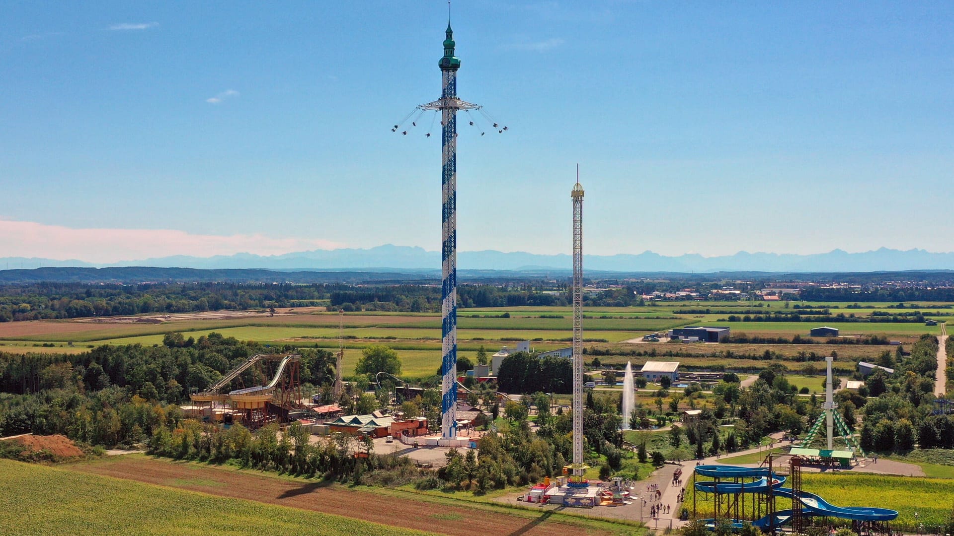 Freizeitpark Allgäu-Skylinepark Rammingen bei Bad Wörishofen: Hier steht das höchste Flugkarussell der Welt.