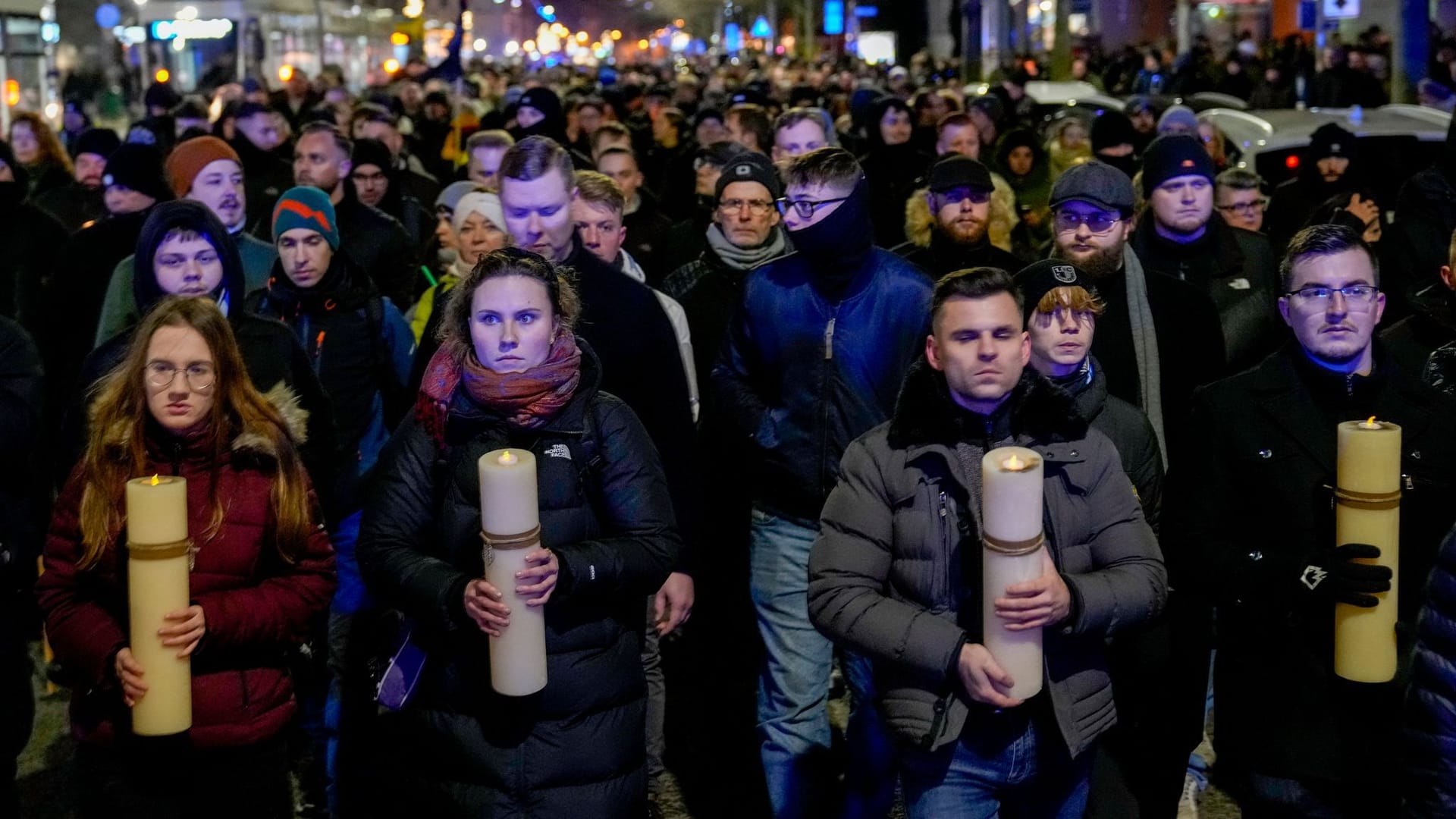 Trauermarsch der AfD in Magdeburg: Zuvor kam es bei einer Kundgebung zu umstrittenen Aussagen.