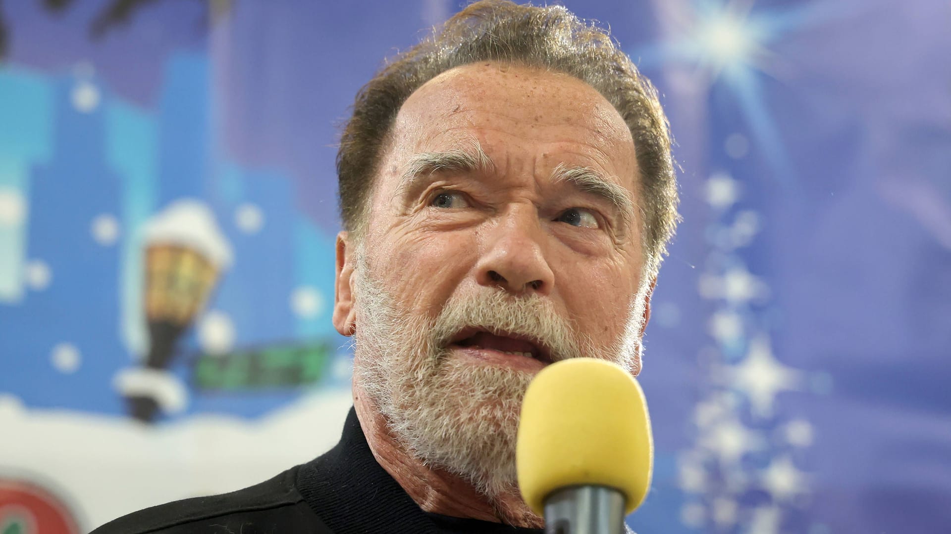 Arnold Schwarzenegger: Kurz vor der Razzia bei ihm hatte er noch Truthähne an Bedürftige verteilt.