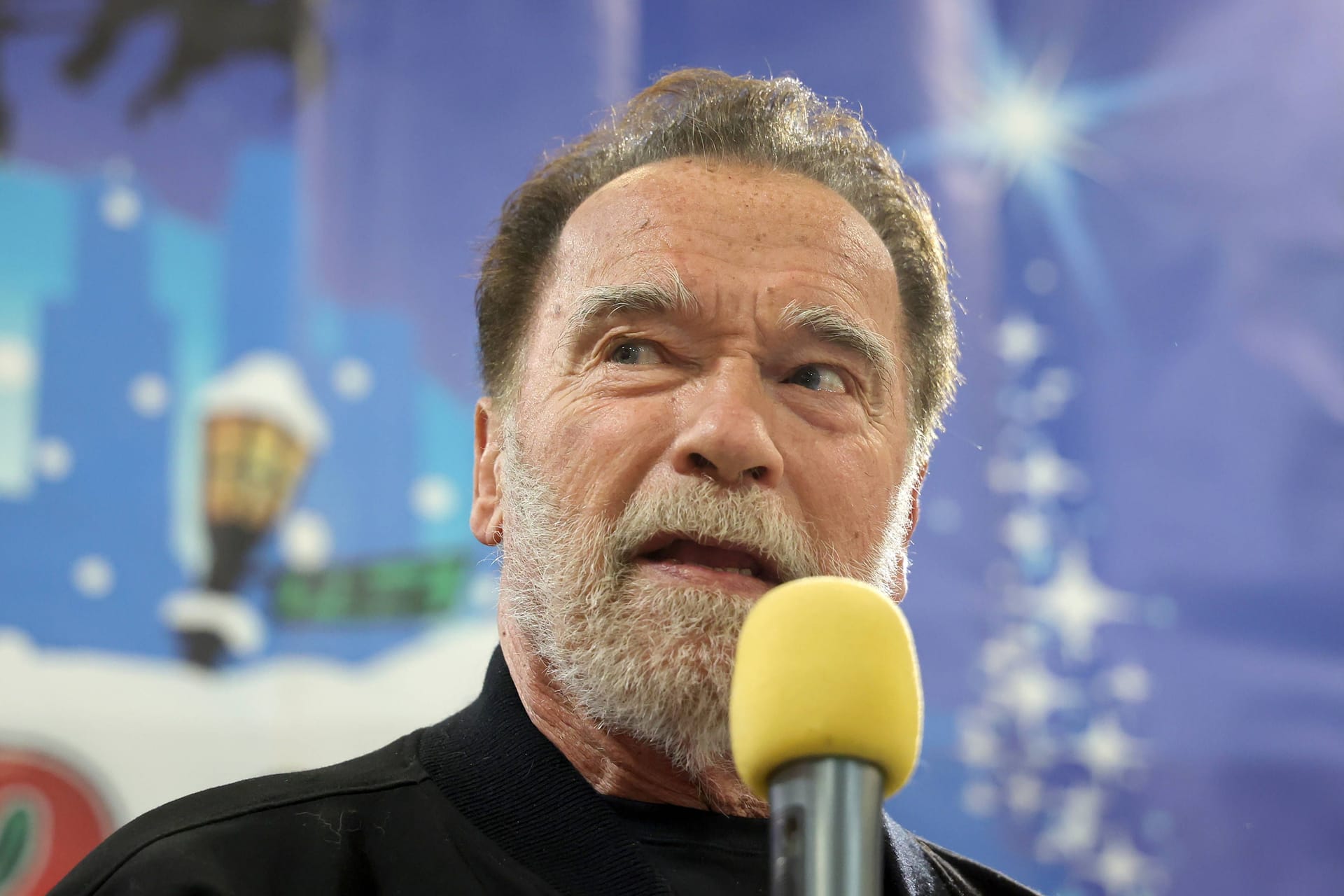 Arnold Schwarzenegger: Kurz vor der Razzia bei ihm hatte er noch Truthähne an Bedürftige verteilt.