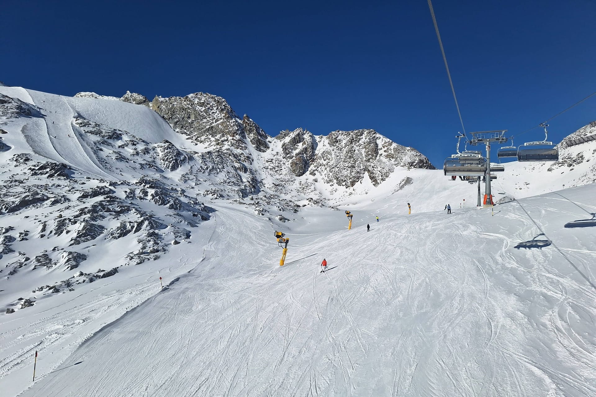 Österreich: In vielen Skigebieten können Sie mit Schnee rechnen.