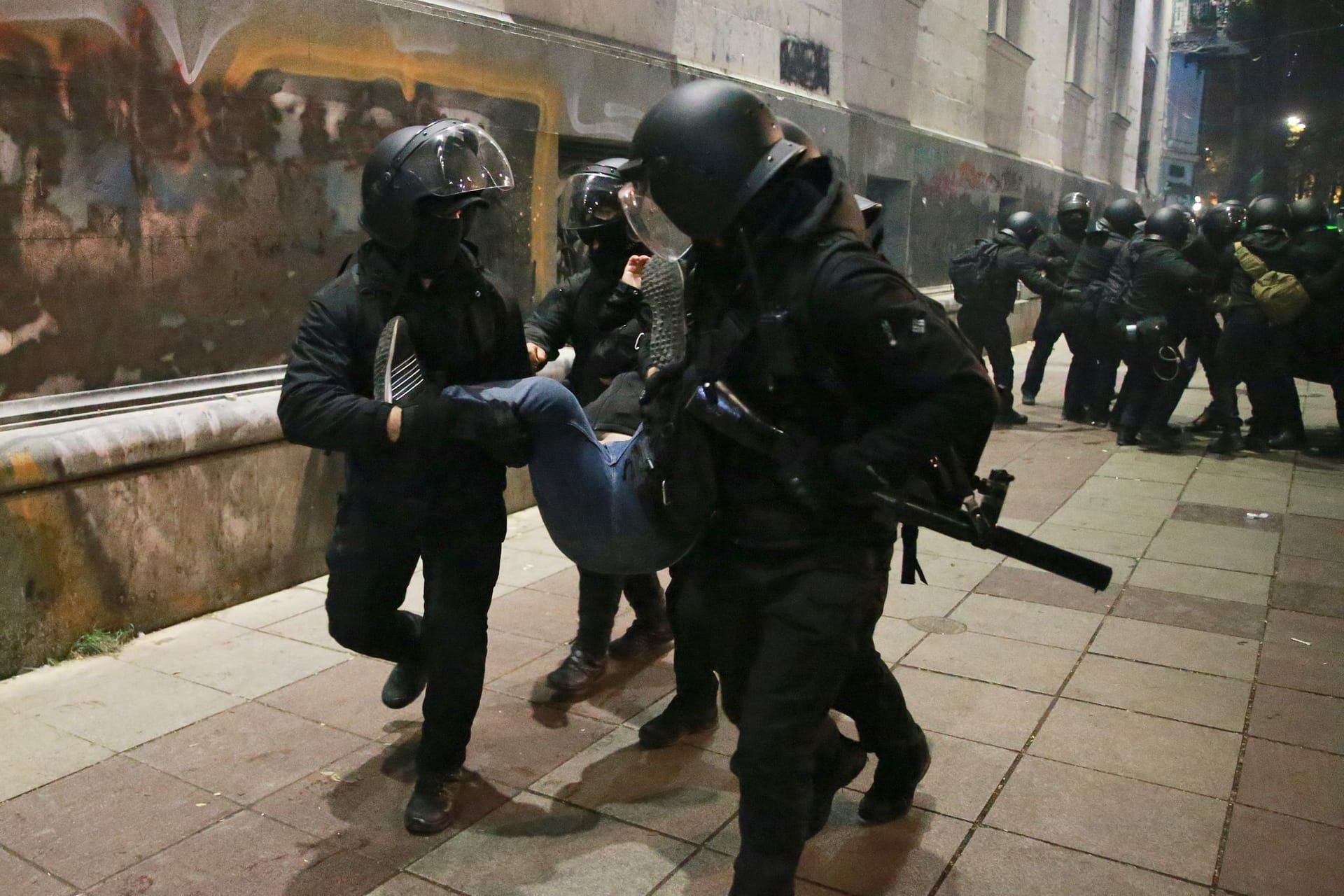 Polizeieinsatz gegen EU-freundliche Demonstranten in Tiflis.