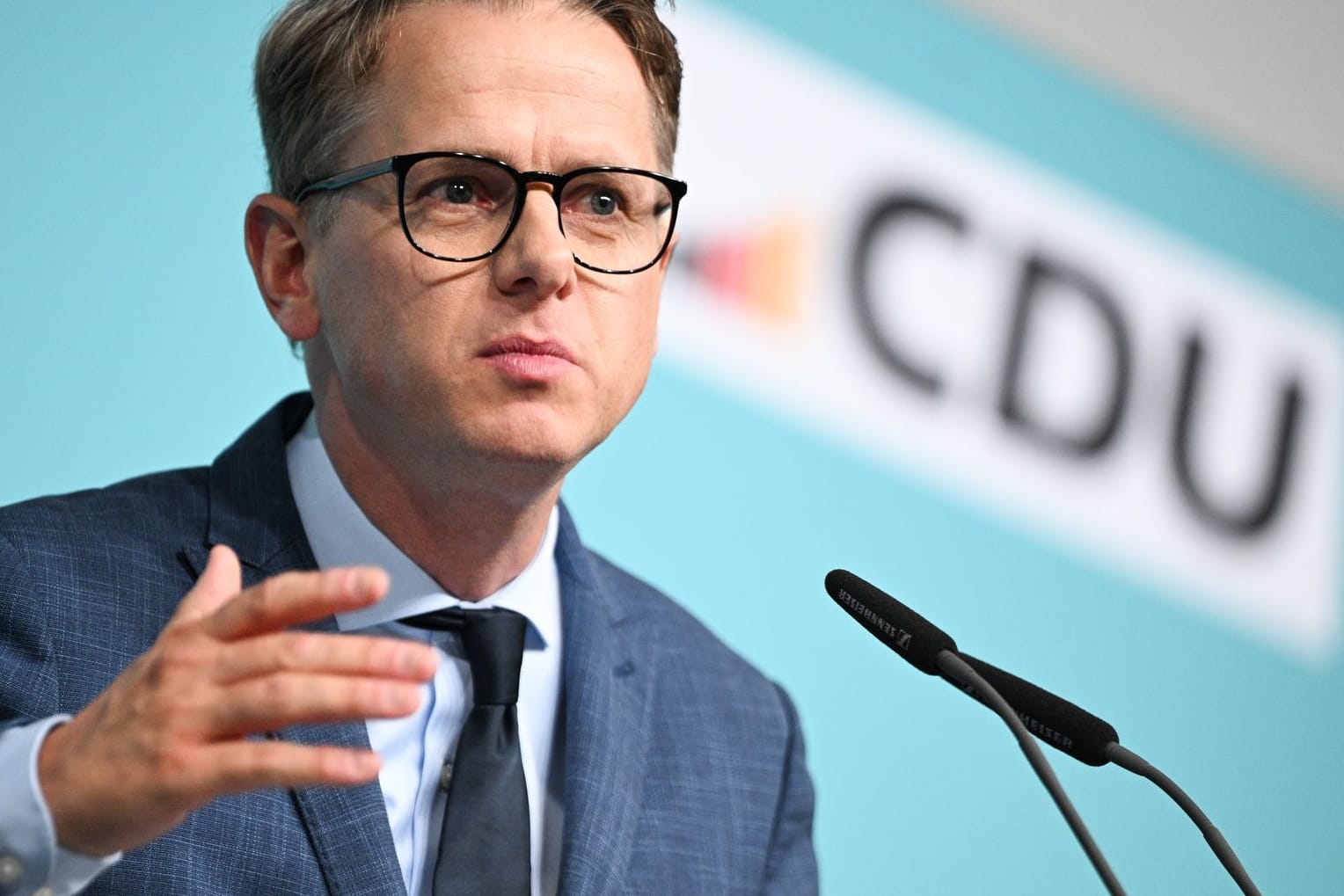 Carsten Linnemann: Der CDU-Generalsekretär legte sich nicht fest, ob die CDU eine Wahl des Kanzlers mit Stimmen der AfD ablehnt. (Archivbild)