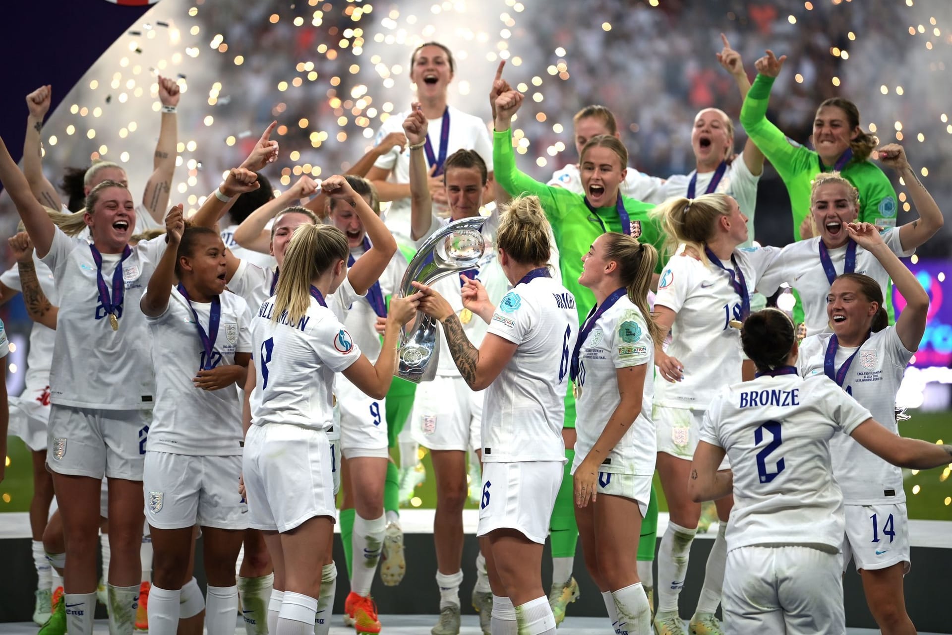 Englands Fußballerinnen beim Titelgewinn 2022