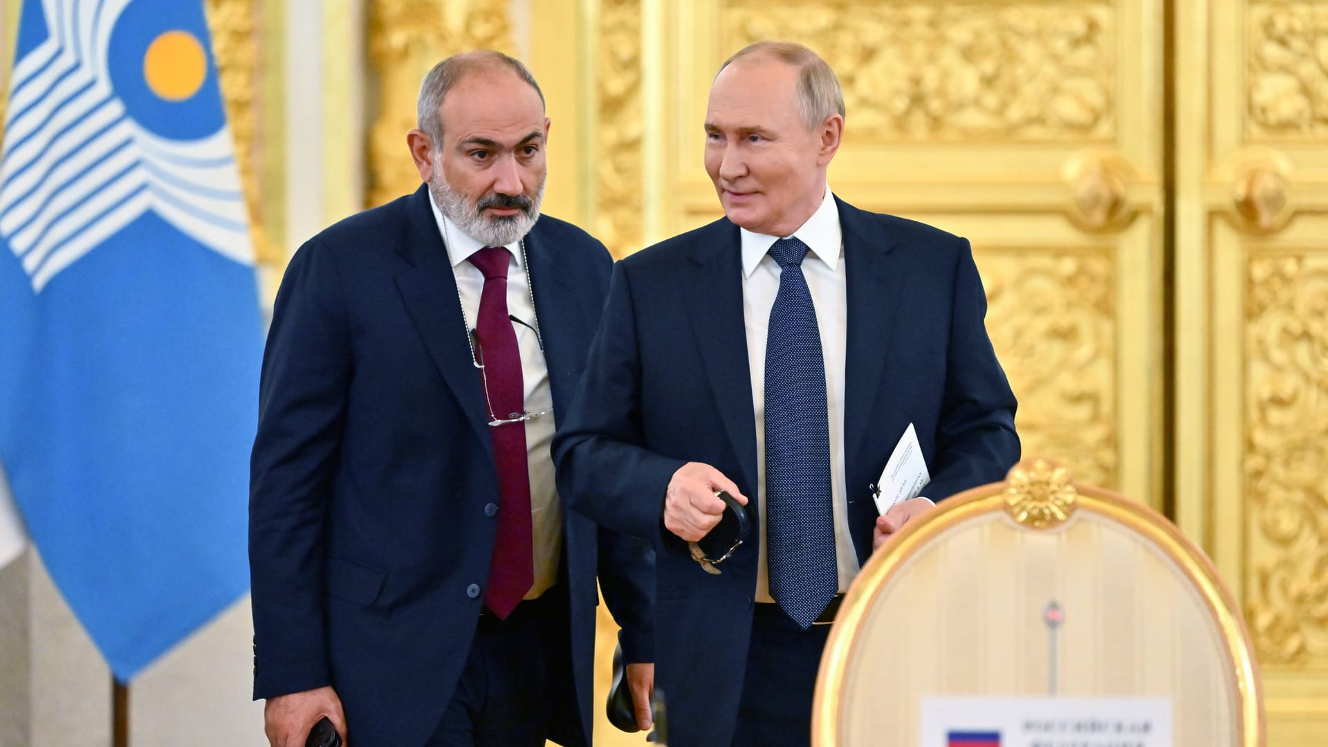 Russlands Präsident Wladimir Putin und Armeniens Premierminister Nikol Paschinjan: Die Kaukasus-Republik wendet sich immer mehr von Russland ab.