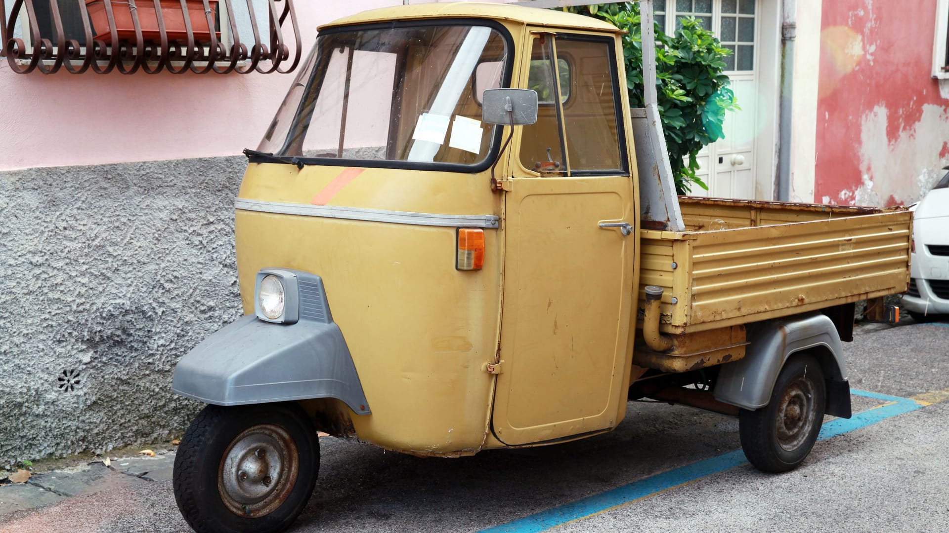 P 501 Ape Car is a three-wheeled light commercial vehicle