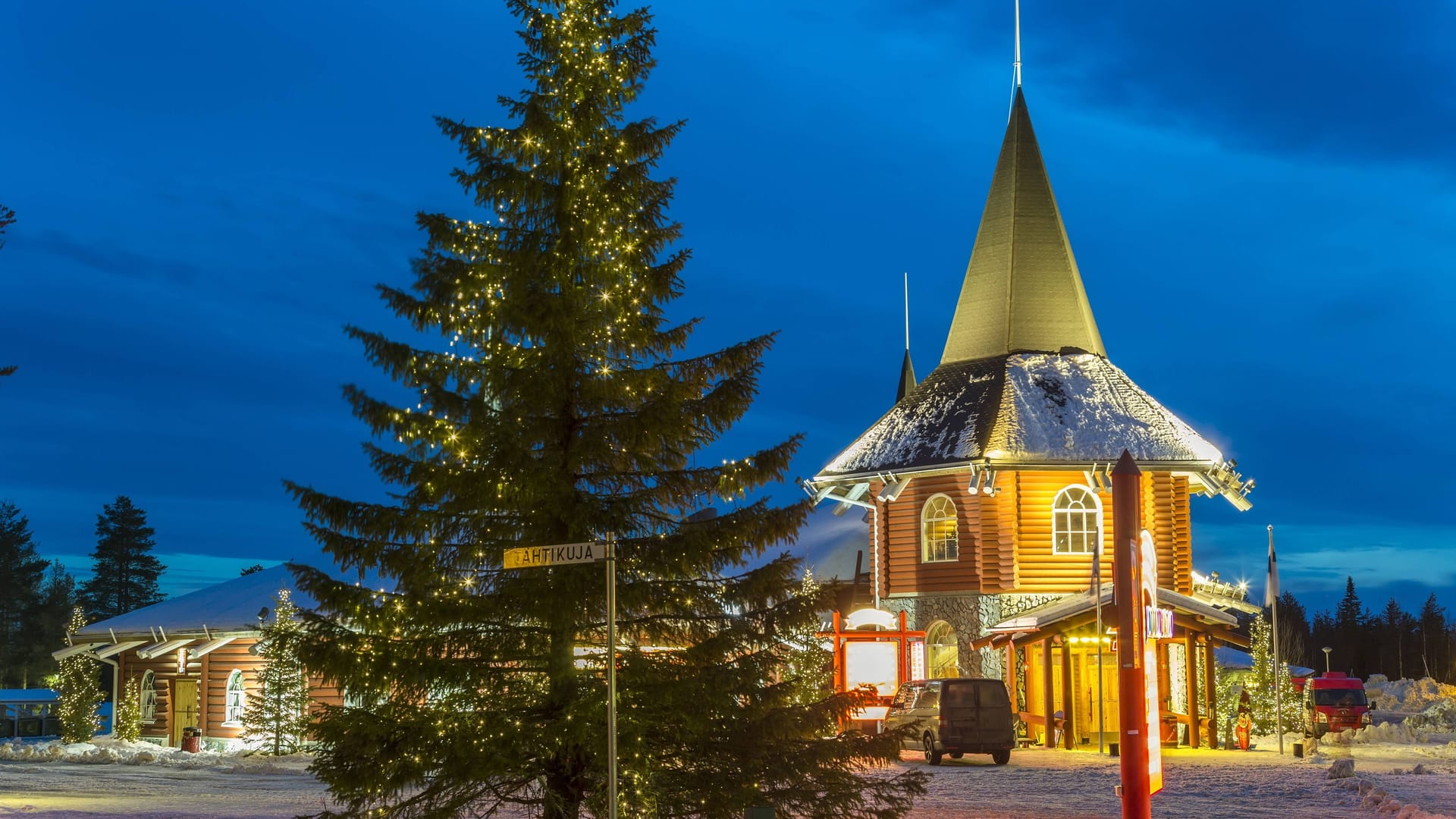 Das Weihnachtsmanndorf in Rovaniemi (Archivbild): Durch dessen Mitte verläuft der Polarkreis.