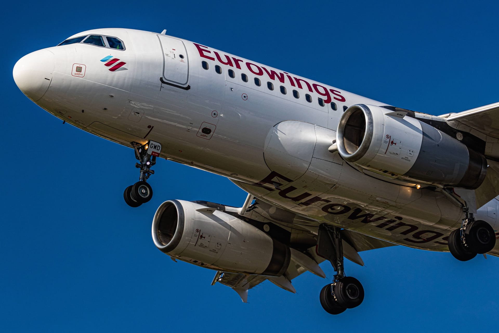 Ein Airbus A319-132 von Eurowings (Symbolbild): Ab Mai können Reisende von Hannover aus nach Bastia fliegen.