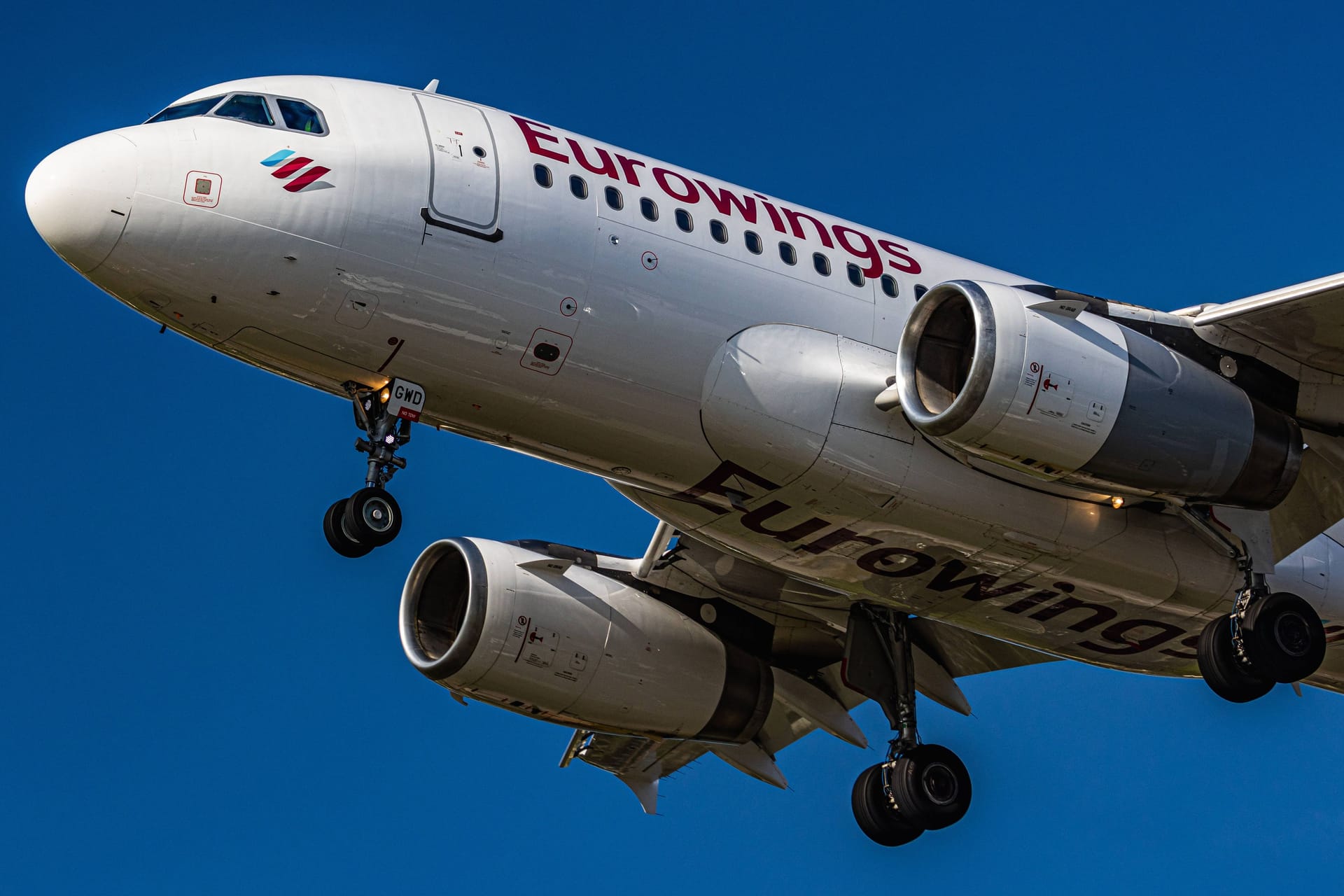 Ein Airbus A319-132 von Eurowings (Symbolbild): Ab Mai können Reisende von Hannover aus nach Bastia fliegen.