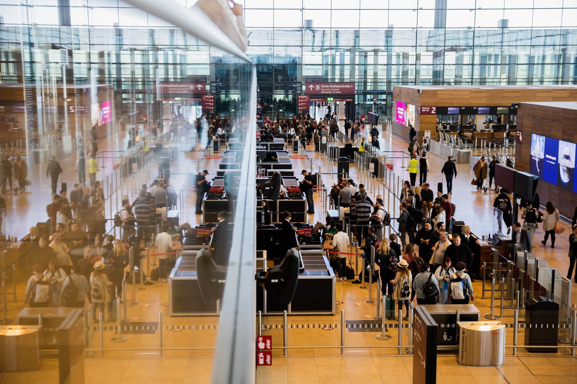 Reiseverkehr am Flughafen BER