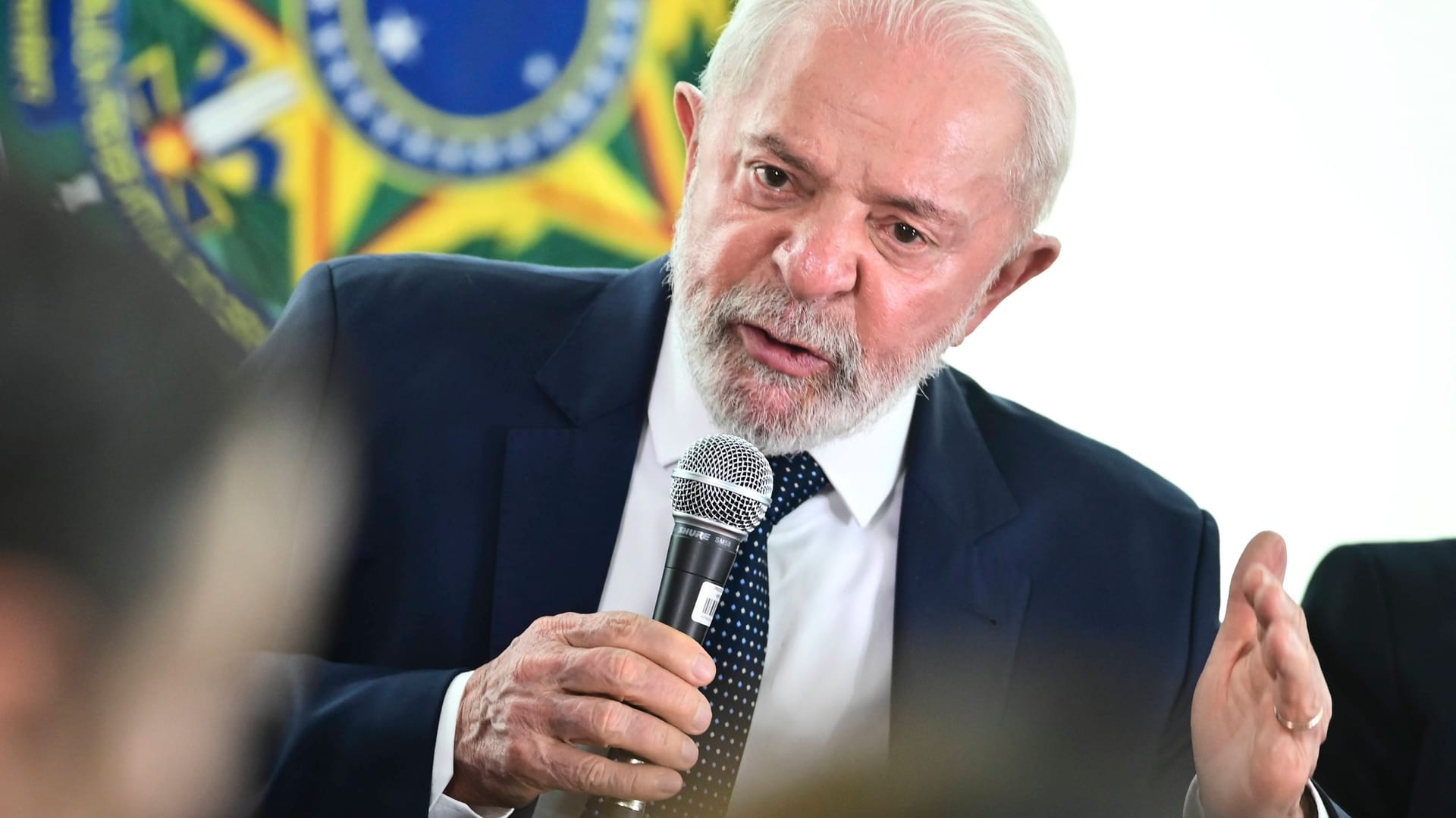 Brasiliens Präsident Lula da Silva bei einer Pressekonferenz.