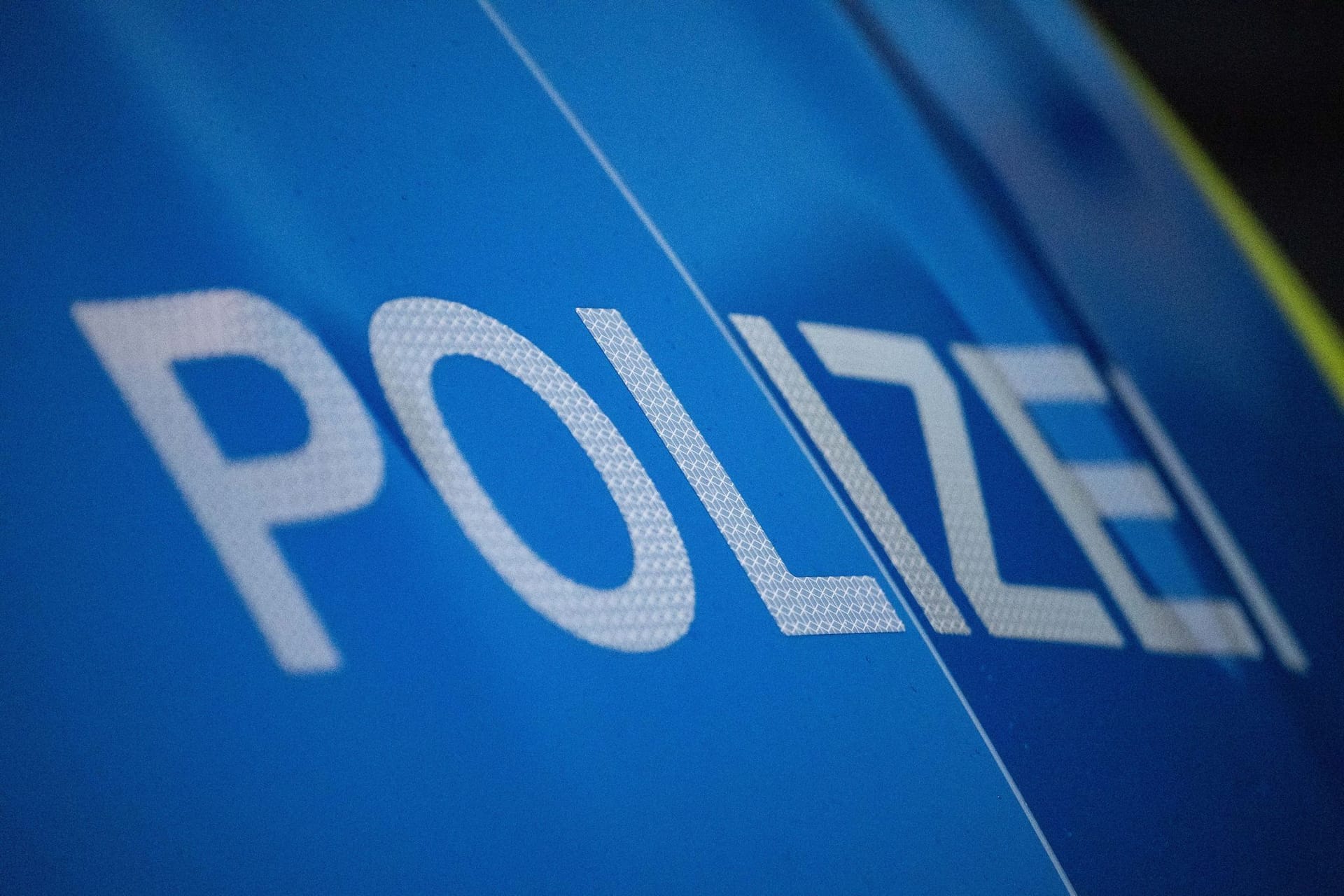 Polizeifahrzeug - Symbolbild