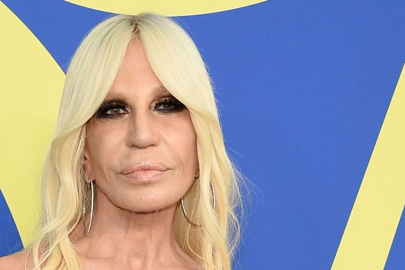 Donatella Versace: Die Designerin feiert nächstes Jahr ihren 70. Geburtstag.