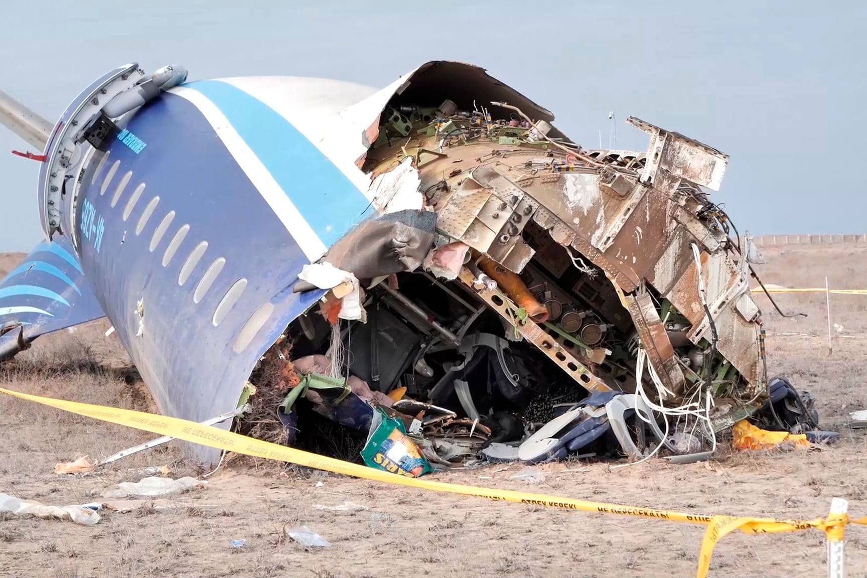 Passagierflugzeug stürzt in Kasachstan ab