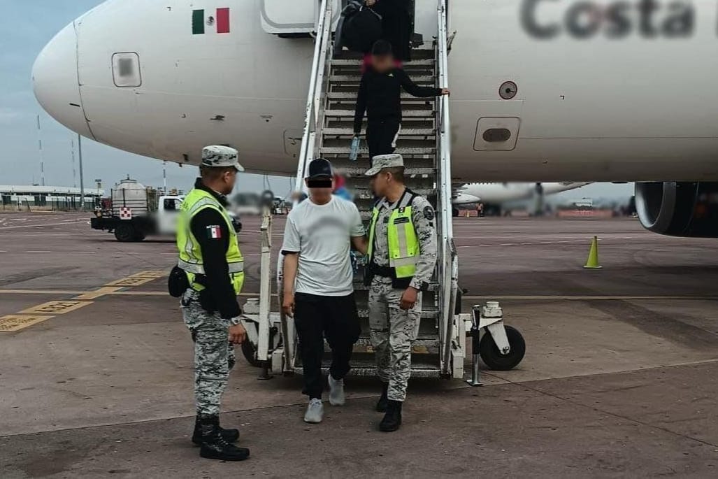 Festnahme in Flugzeug: Auf der Flut vor einem Kartell versuchte ein Mann eine Maschine zu entführen.