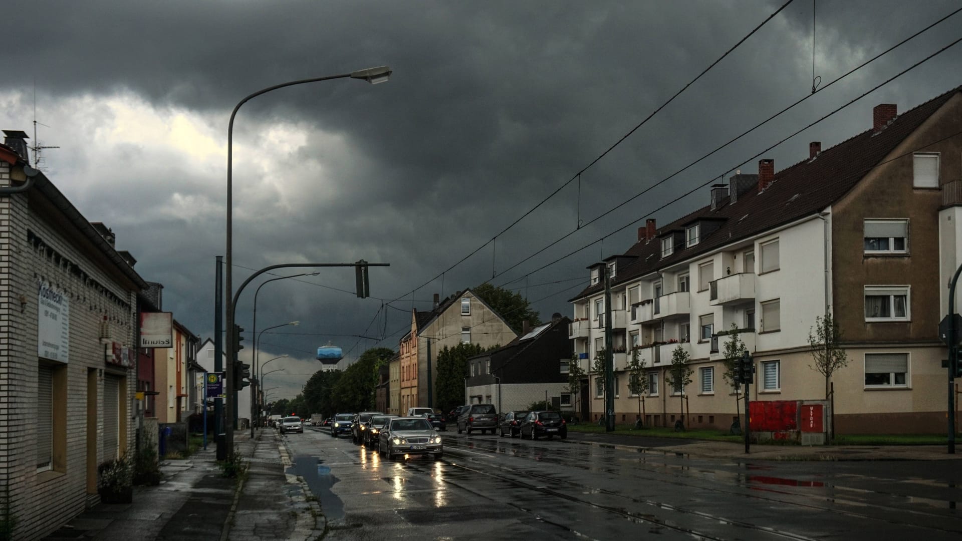 Unwetterwolken über Essen. (Symbolfoto)