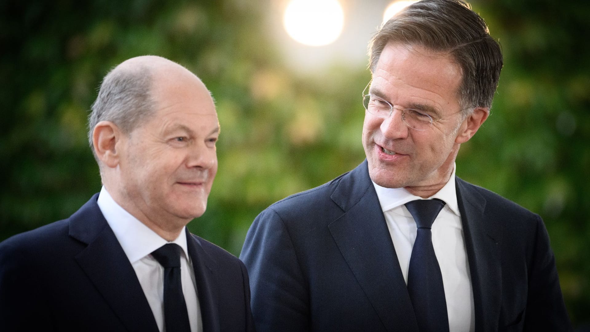 Nato-Generalsekretär Mark Rutte und Bundeskanzler Olaf Scholz