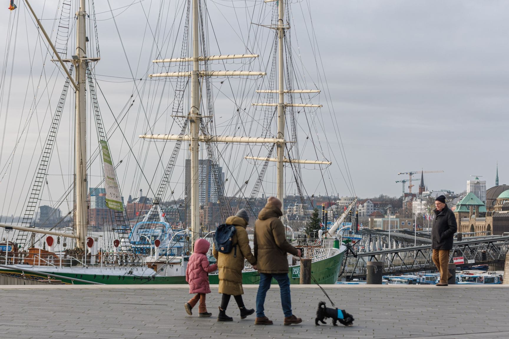 Durchwachsenes Wetter in Hamburg: An Heiligabend werden Temperaturen von maximal sechs Grad erwartet.