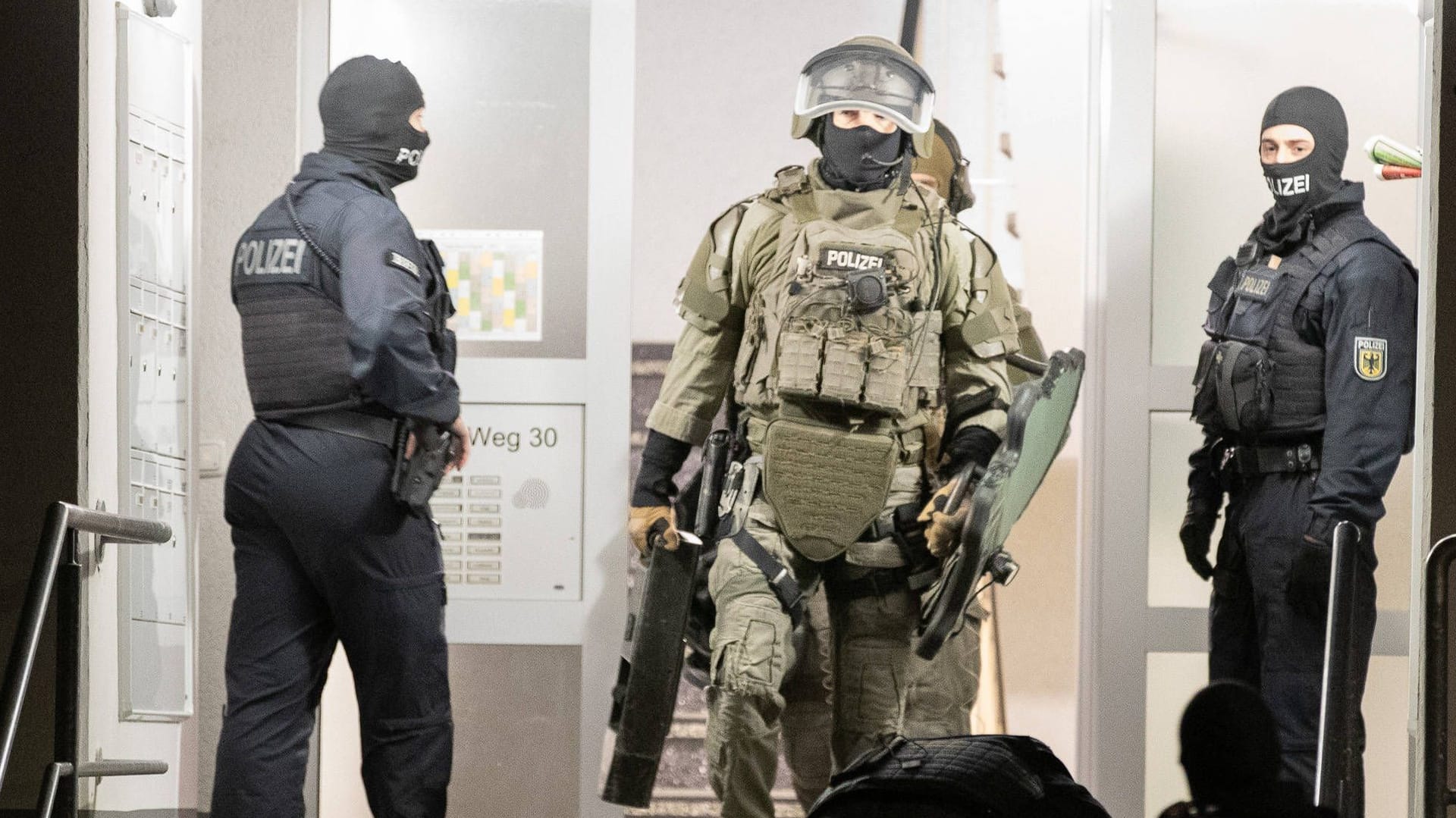 Die GSG9 im Einsatz (Archivbild): Auch am Mittwoch waren Elitepolizisten der Bundespolizei bei der Razzia dabei.