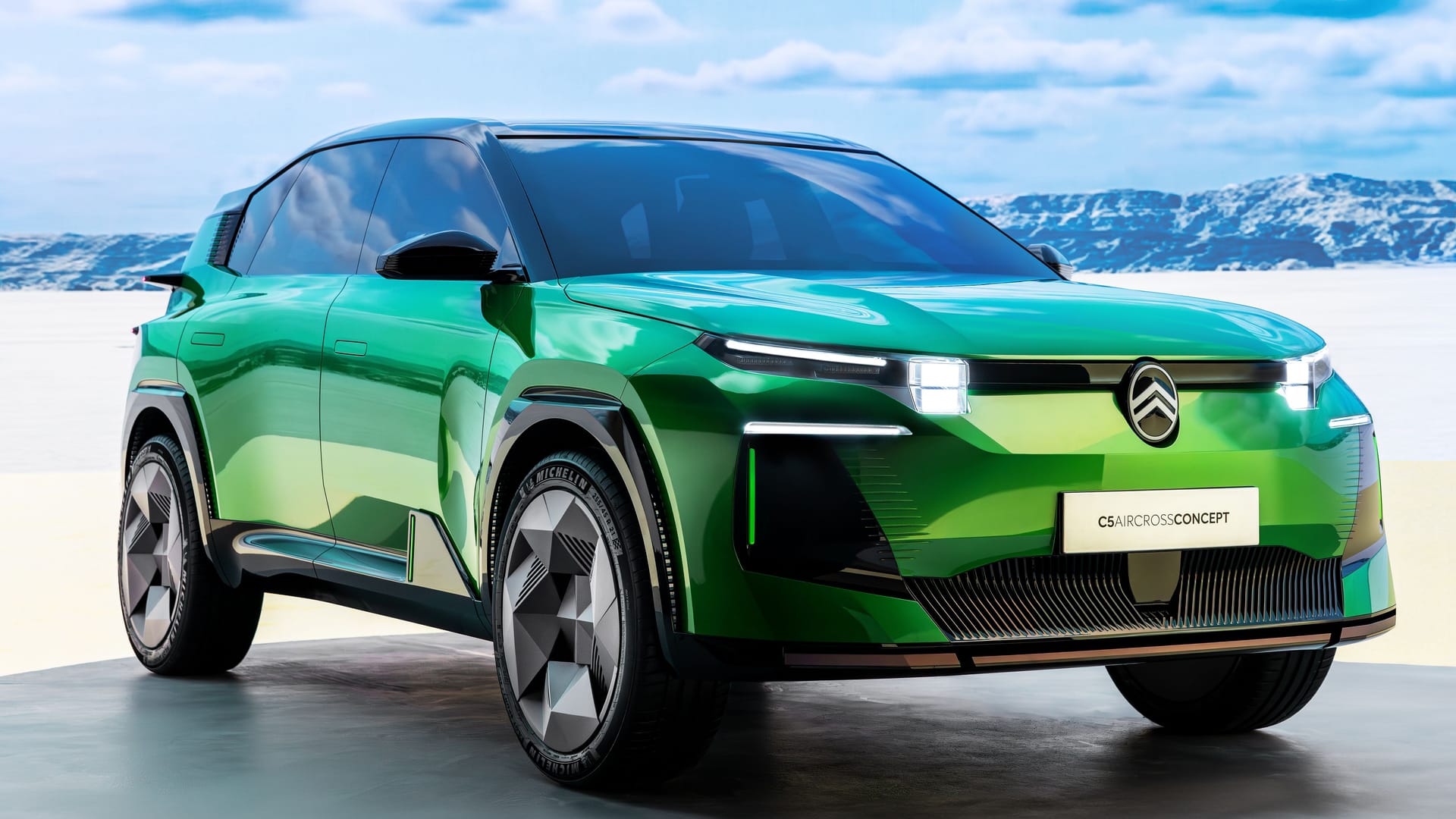 C5 Aircross (hier das Conceot Car): Mit ihm präsentiert Citroen erstmals ein Modell auf der vielseitigen Konzernplattform.