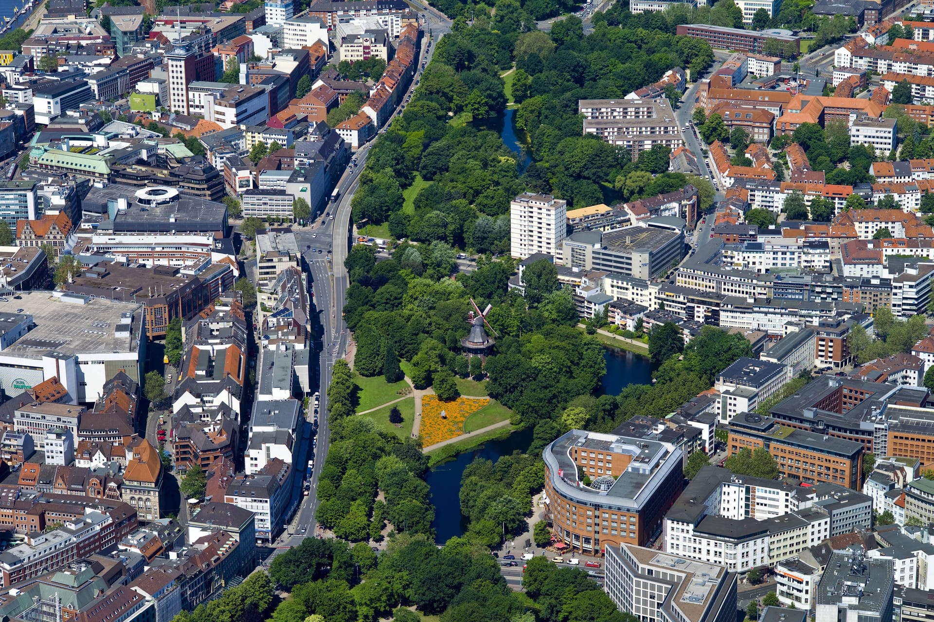 Luftaufnahme von Bremen (Archivfoto): In der Stadt leben rund 570.000 Einwohner.